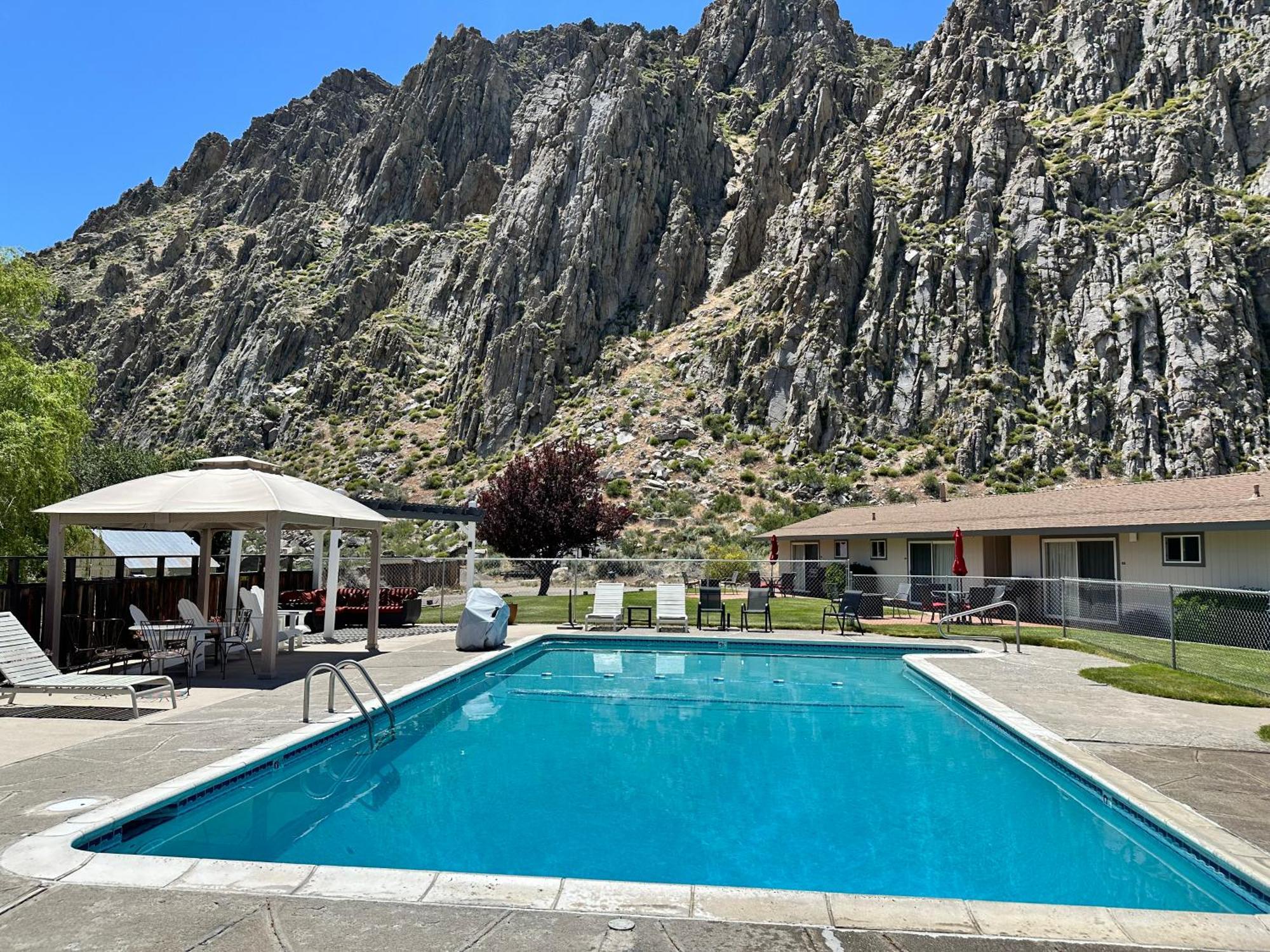 Meadowcliff Lodge Coleville Экстерьер фото