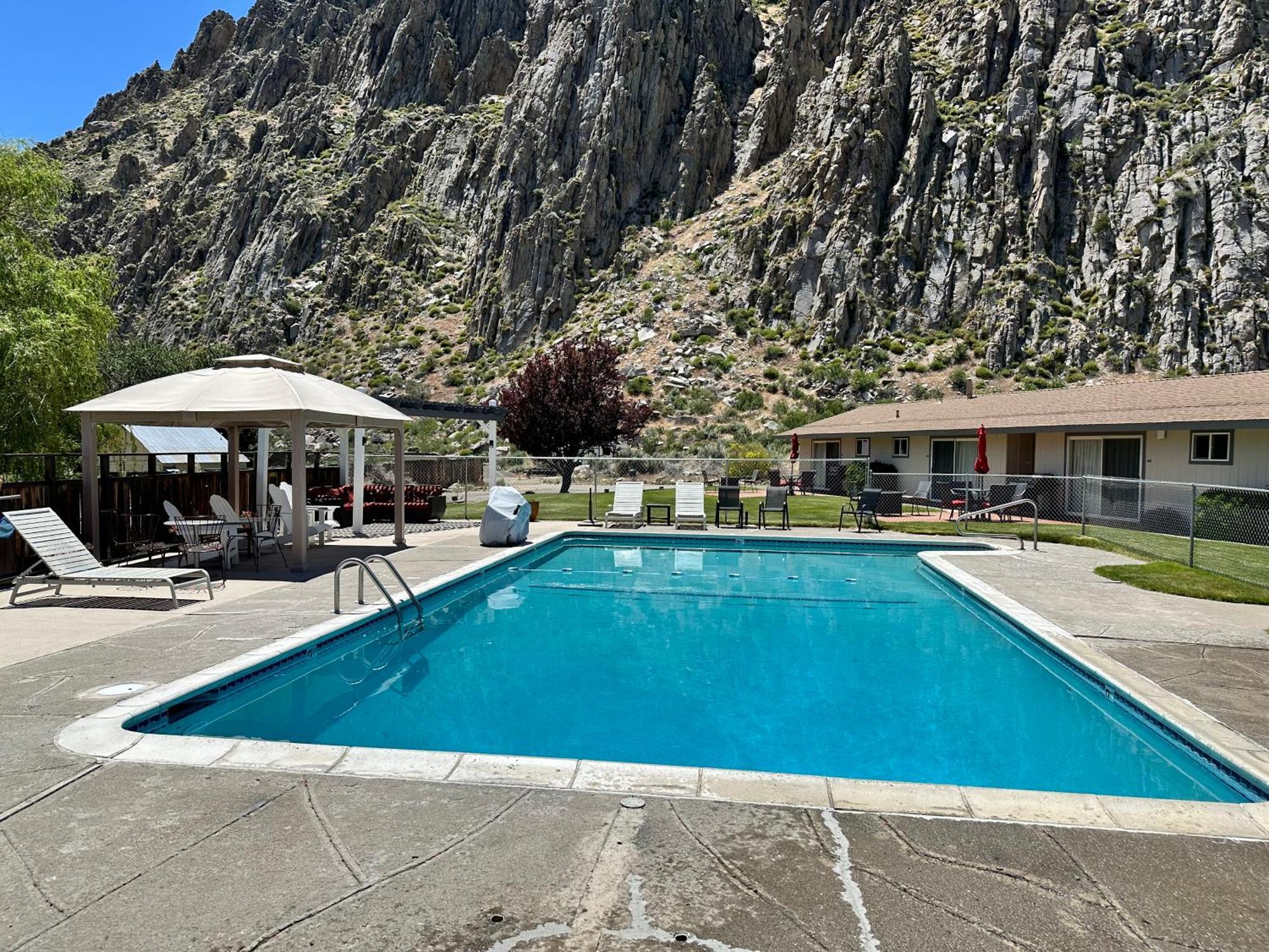 Meadowcliff Lodge Coleville Экстерьер фото